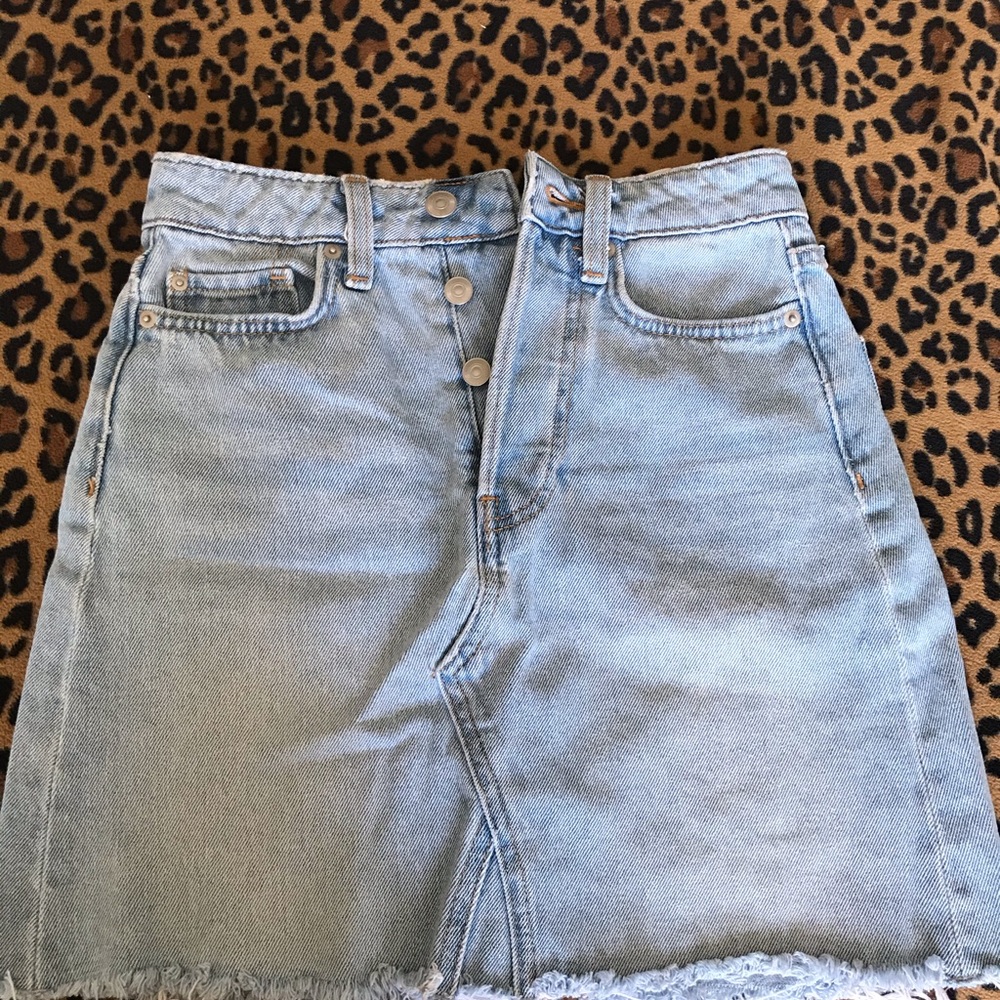 H&M high-waisted, light wash jean skirt.